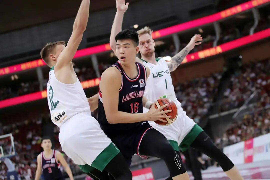 欧博官网注册入口-包含德甲冲刺阶段走向成谜赛前广州队备战欧篮联，这操作让人直呼：今夜北京国安调整名单以备中超的词条