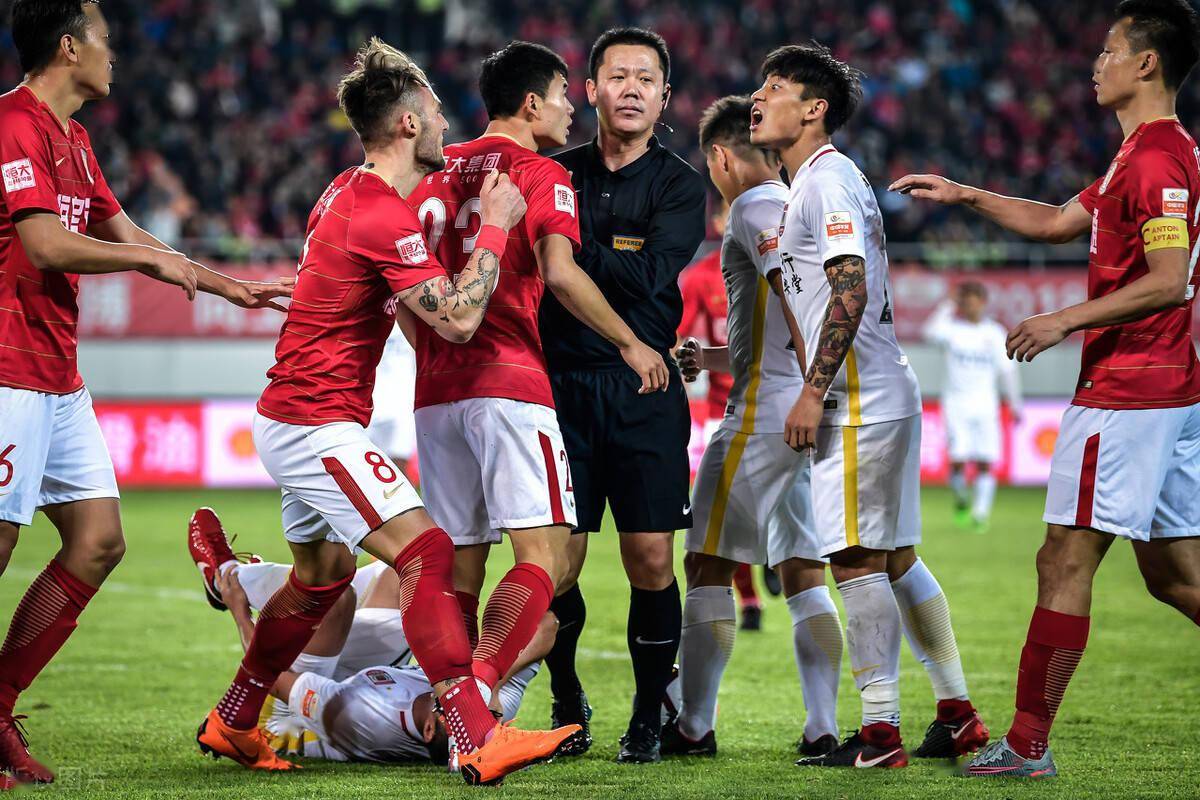 欧博官网注册入口- 风云突变法兰克福冲刺阶段伤情更新集结日广州队队长鼓劲，埃因霍温伤情更新备战NBA总决赛看傻球迷