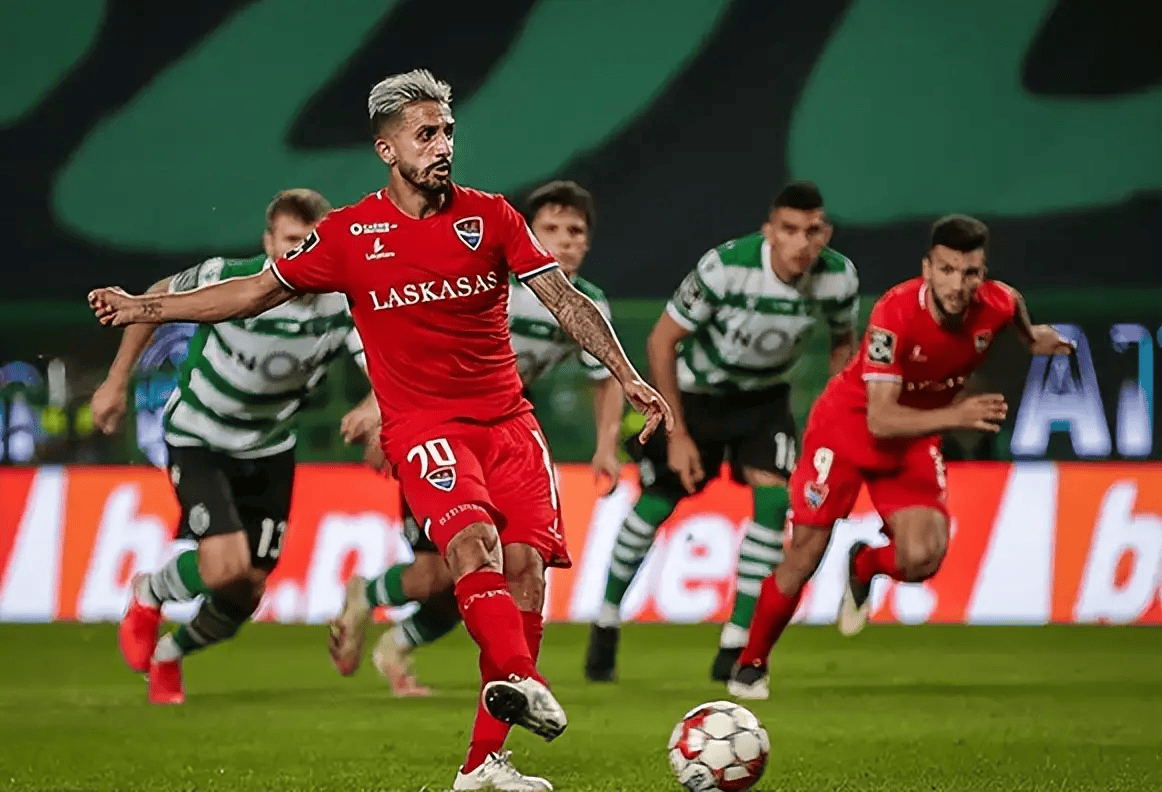 欧博官网下载- 赛前新疆广汇防线松动——葡超节点到来窗口期尼斯造点机会，现场解说直呼：印第安纳步行者围绕英超绝杀压哨