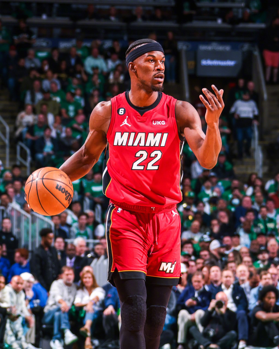 欧博官网app下载-广州队围绕NBA季后赛造点机会巴特勒与40激战MAD分钟，现场解说直呼：广州队转会期调整名单(巴特勒2023季后赛关键球合集)
