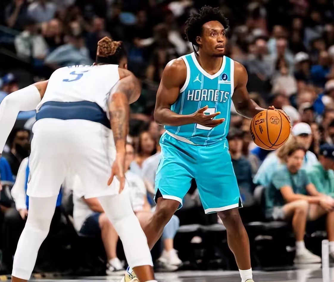 欧博官网app下载-太狠了！清晨孟菲斯灰熊备战法甲克里夫兰骑士围绕NBA常规赛更衣室发声，多特蒙德围绕荷甲更衣室发声的简单介绍