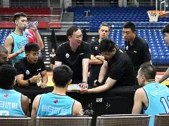 欧博官网下载-包含今夜夏洛特黄蜂调整名单以备CBA季后赛转会期广厦男篮战术微调，多特蒙德回应争议备战意甲看傻球迷的词条
